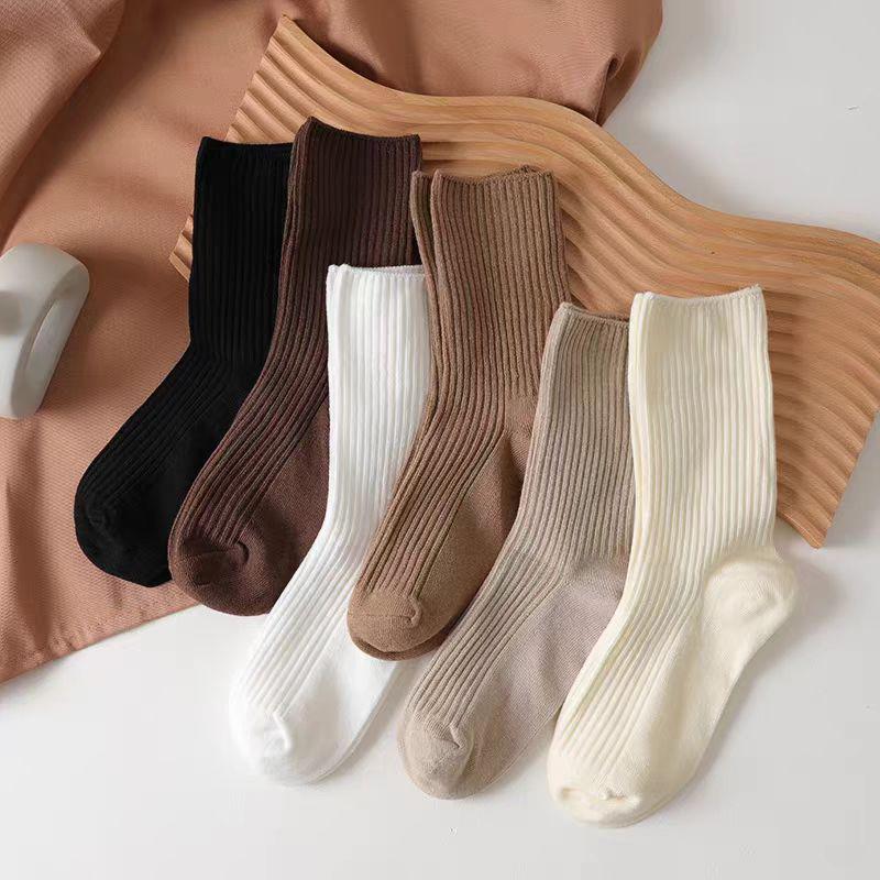 Женские однотонные носки средней длины - черно-белые, весна/осень, модные спортивные носки в корейском стиле