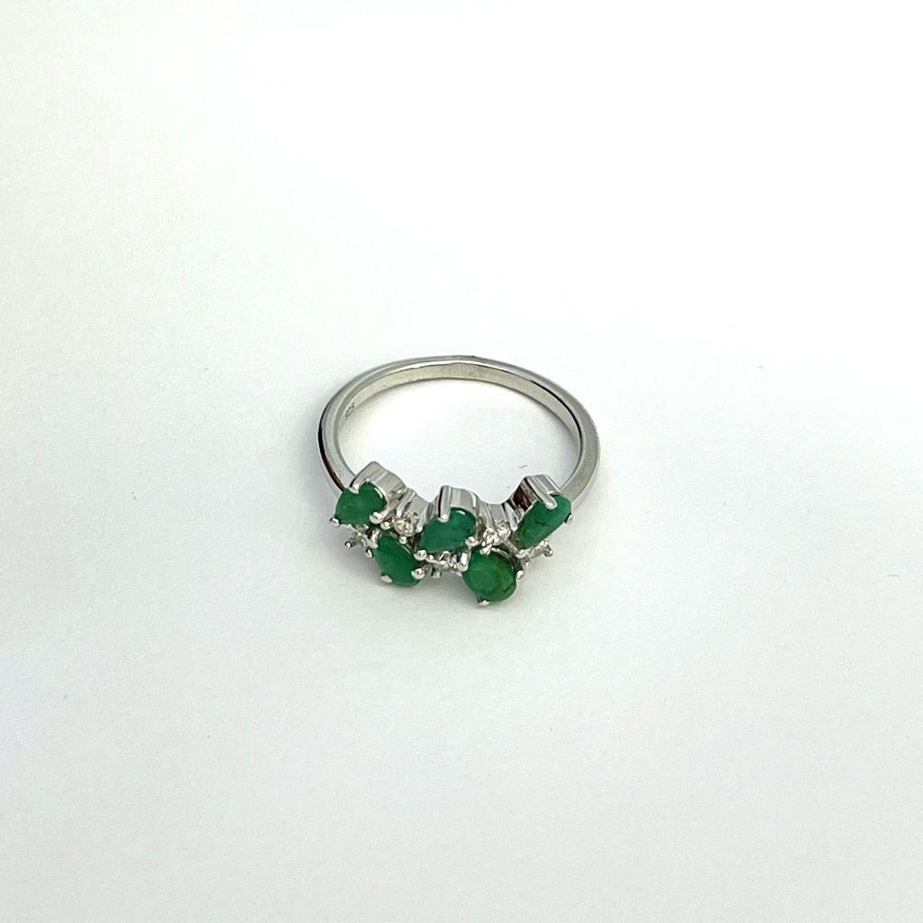 Серебряное кольцо с натуральным изумрудом 1.335ct (2111443)