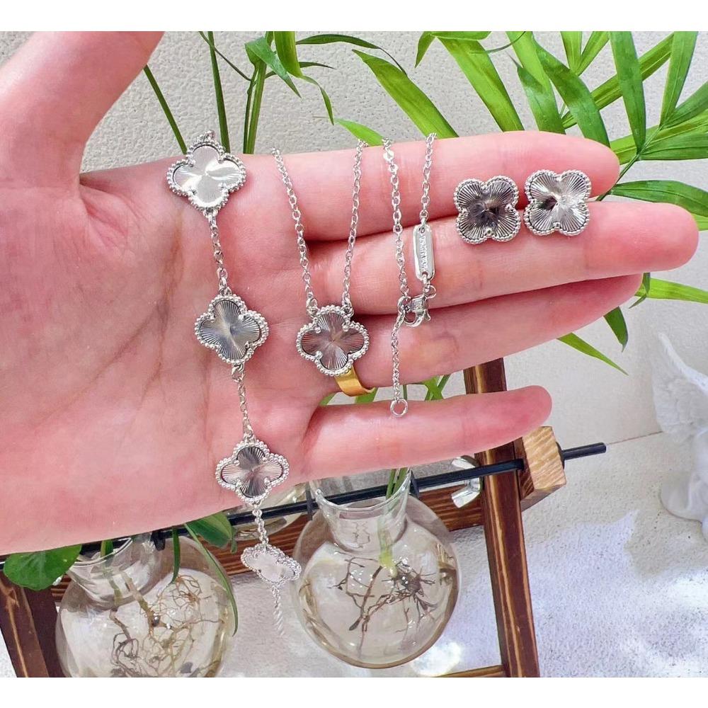 Набор украшений из 4 предметов Новый браслет-клевер с четырьмя лепестками, ожерелье, серьги