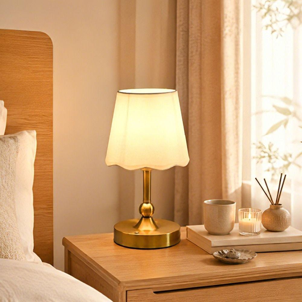 Touch Control LED Table Lamp Nordic Style Gold Bedside Lamp Atmosphere Lamp Restaurant Use