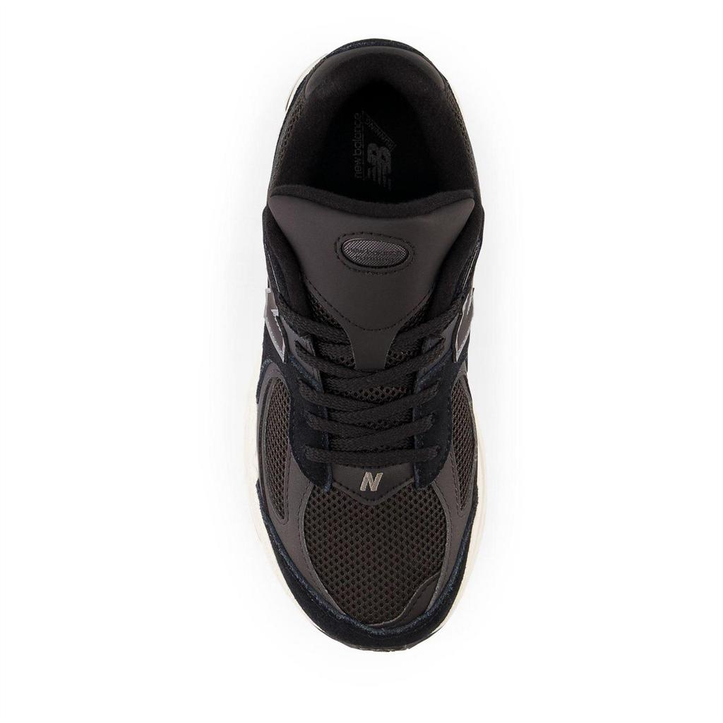 Детские кроссовки New Balance 2002 из замши