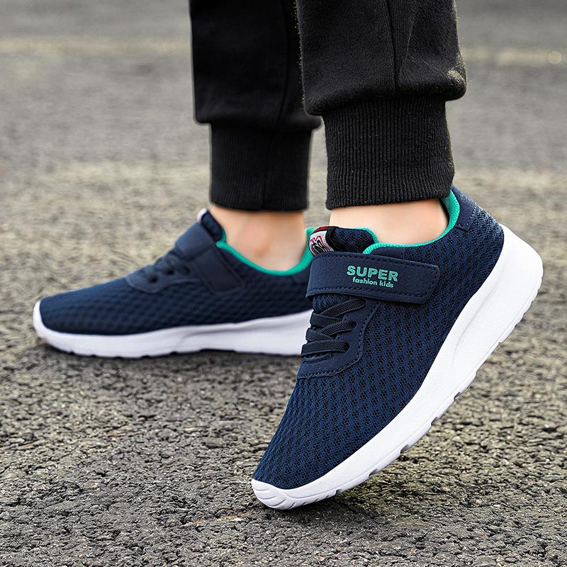 Детская спортивная обувь 28-40 очень легкая и дышащая спортивная обувь для мальчиков с поверхностью EVA