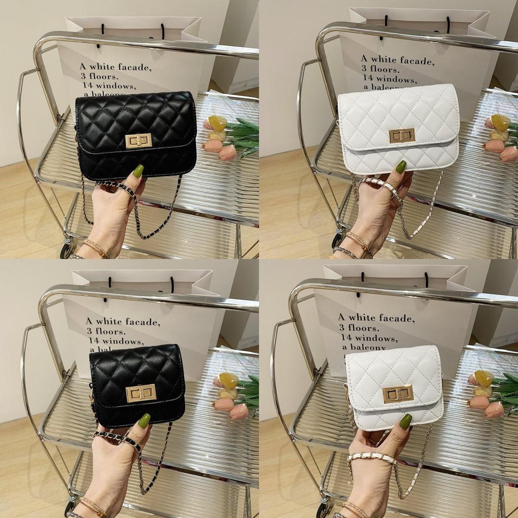 Stylish Chain Crossbody Bag For Women Vintage Checkered Design Soft Pu Leather