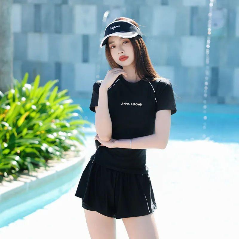 Женская свободная быстросохнущая спортивная одежда