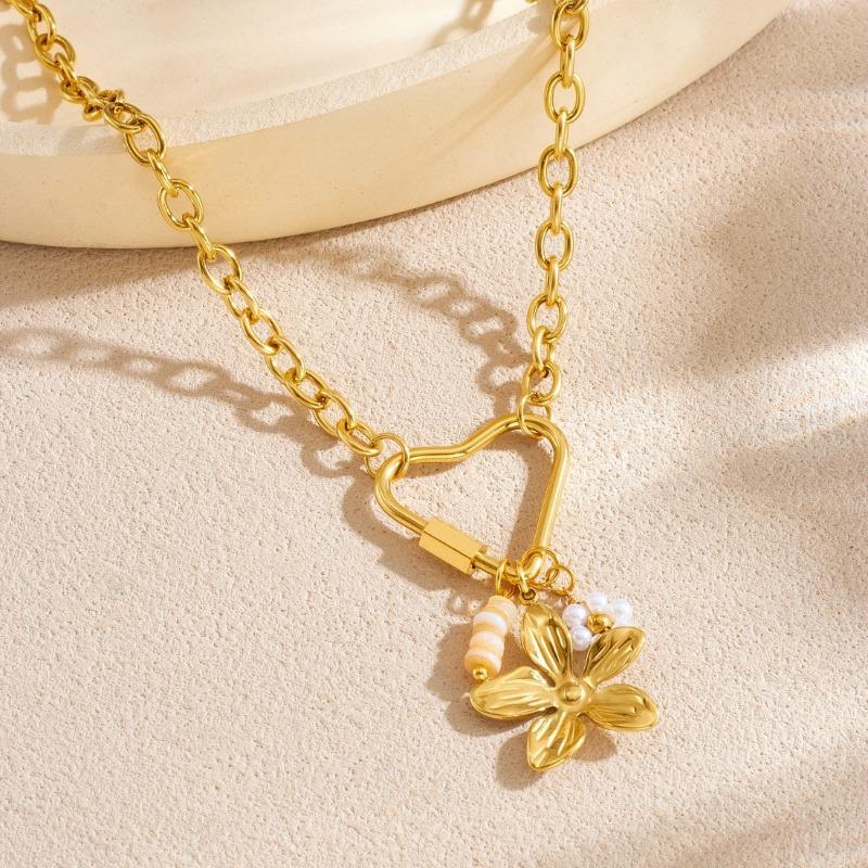 Gold Flower Pendant Necklace Heart Shaped Clasp Link Chain Necklace for Women Fashion Jewelry