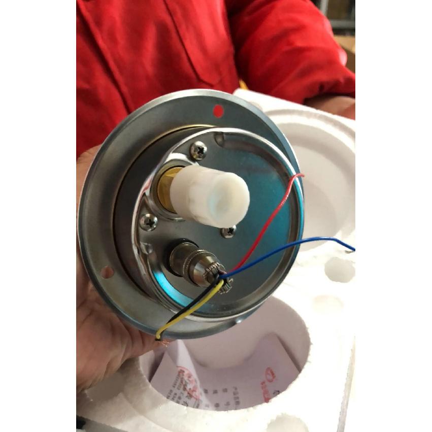 YNXC100ZT shock-proof shock-proof electric contact pressure gauge 40 60MPa Oil pressure gauge