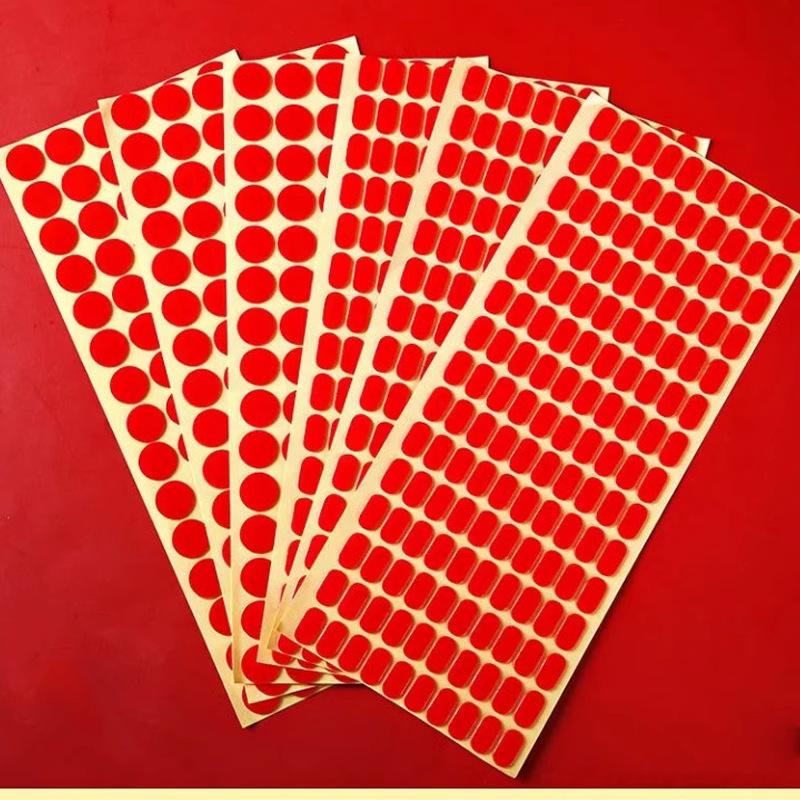 Pop Mart Нескользящие украшения на приборную панель с прочными нано-клейкими стикерами и фигурками, совместимыми с парфюмерией.