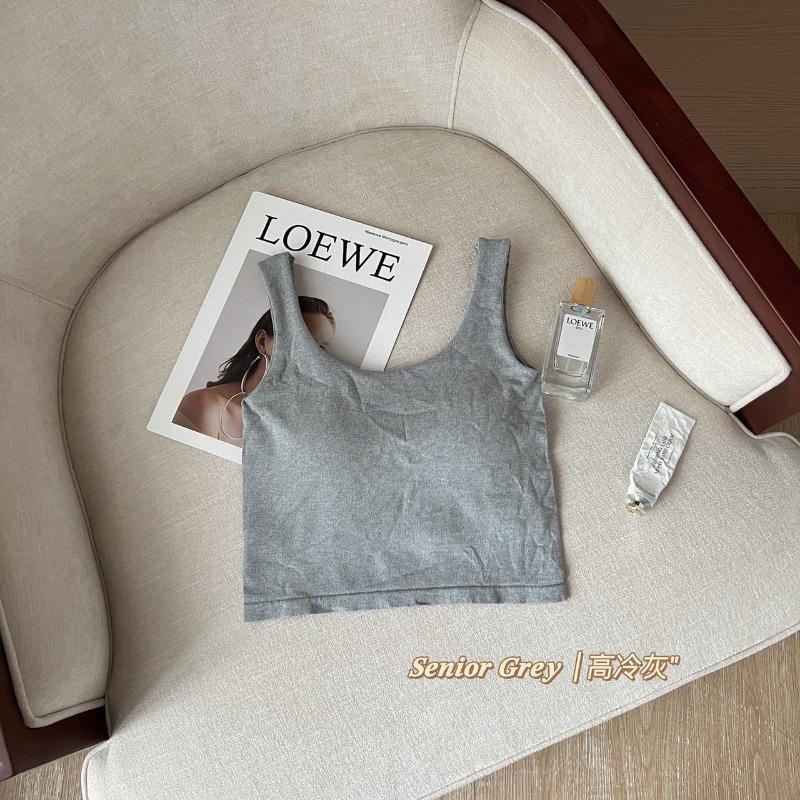 Бесшовная майка с подкладкой на бретелях