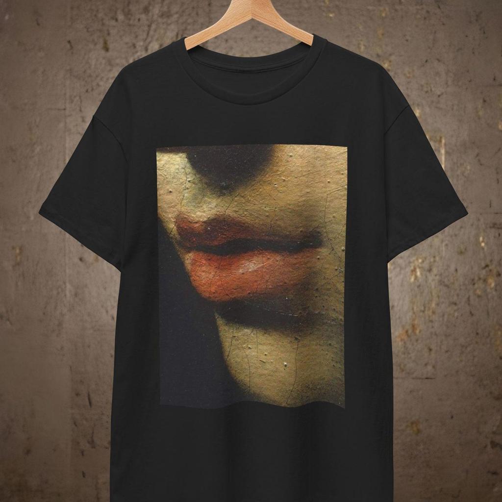 Judiths Lips | Caravaggio Fine Art Graphic Tee