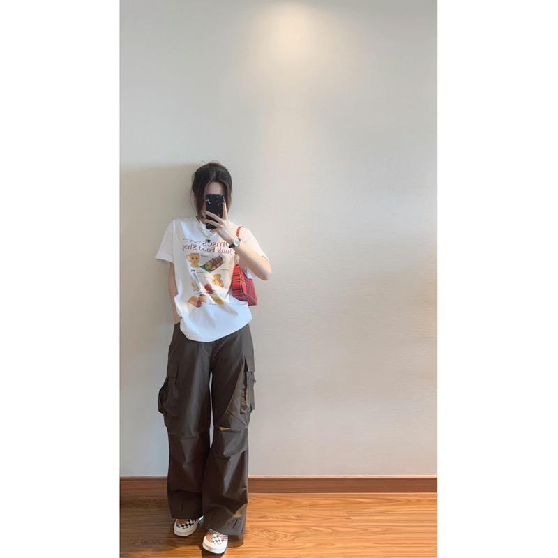 Fun Graffiti Cartoon Print Short Sleeved T-shirt White Women's Summer Loose Round Neck Casual Top with A Sense of Niche Design