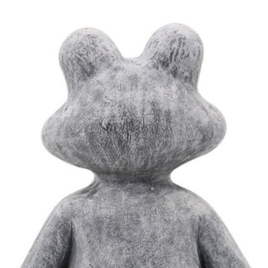 Rust-proof Resin Great Realistic Looking Funny Meditating Position Frog Statue Frog Figurine