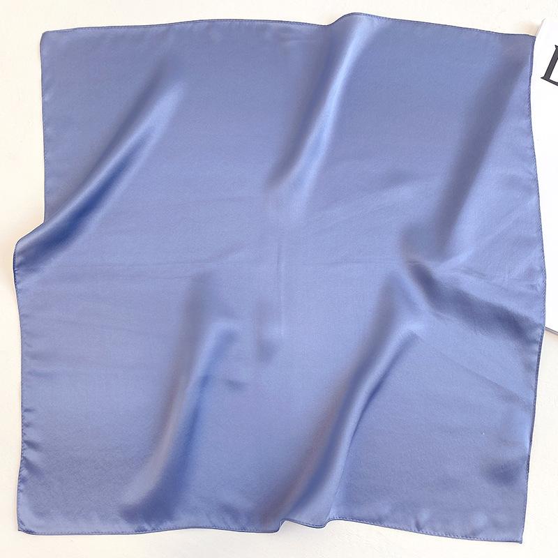 Nature Silk Neck Scarves Lady Foulard Lovely Strawberry Print Real Silk Square Scarf for Women Bag Ribbon Hairband Kerchief