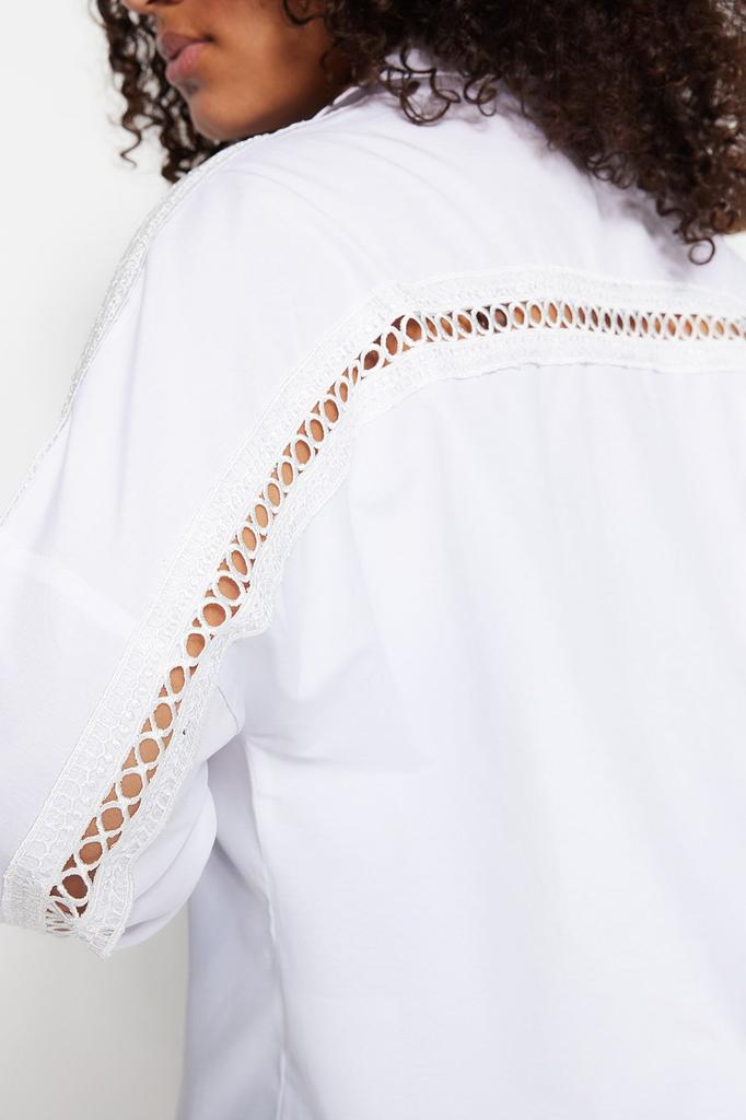 Женская рубашка больших размеров Тканая рубашка оверсайз с полосками на белых плечах