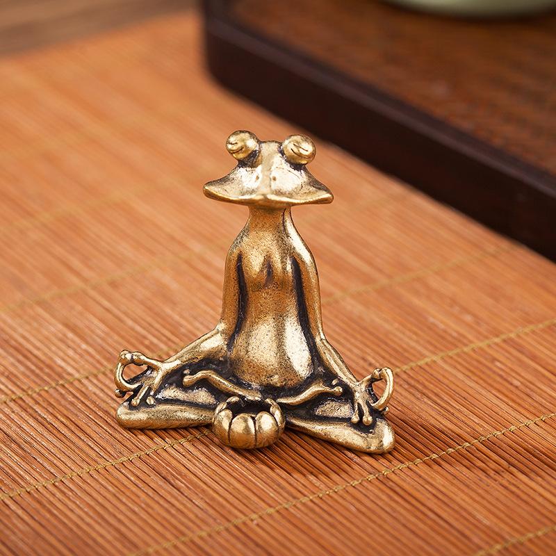 Vintage Brass Meditation Zen Buddhism Frog Statue Ornament Copper Animal Sculpture Home Desk Decoration Tea Pet Gift