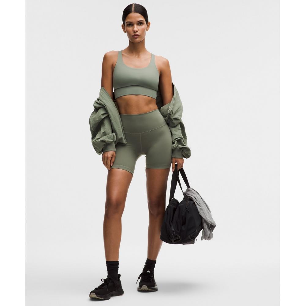 Lululemon Энергичный длинный бюстгальтер Средняя поддержка Чашки B D Evolve Лист ивы