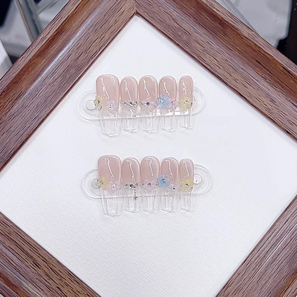 Hand-dressed Henna One Dream Three-dimensional Ice-Transparent Five-Piece Flower French Cat Eye Nail Art Patch