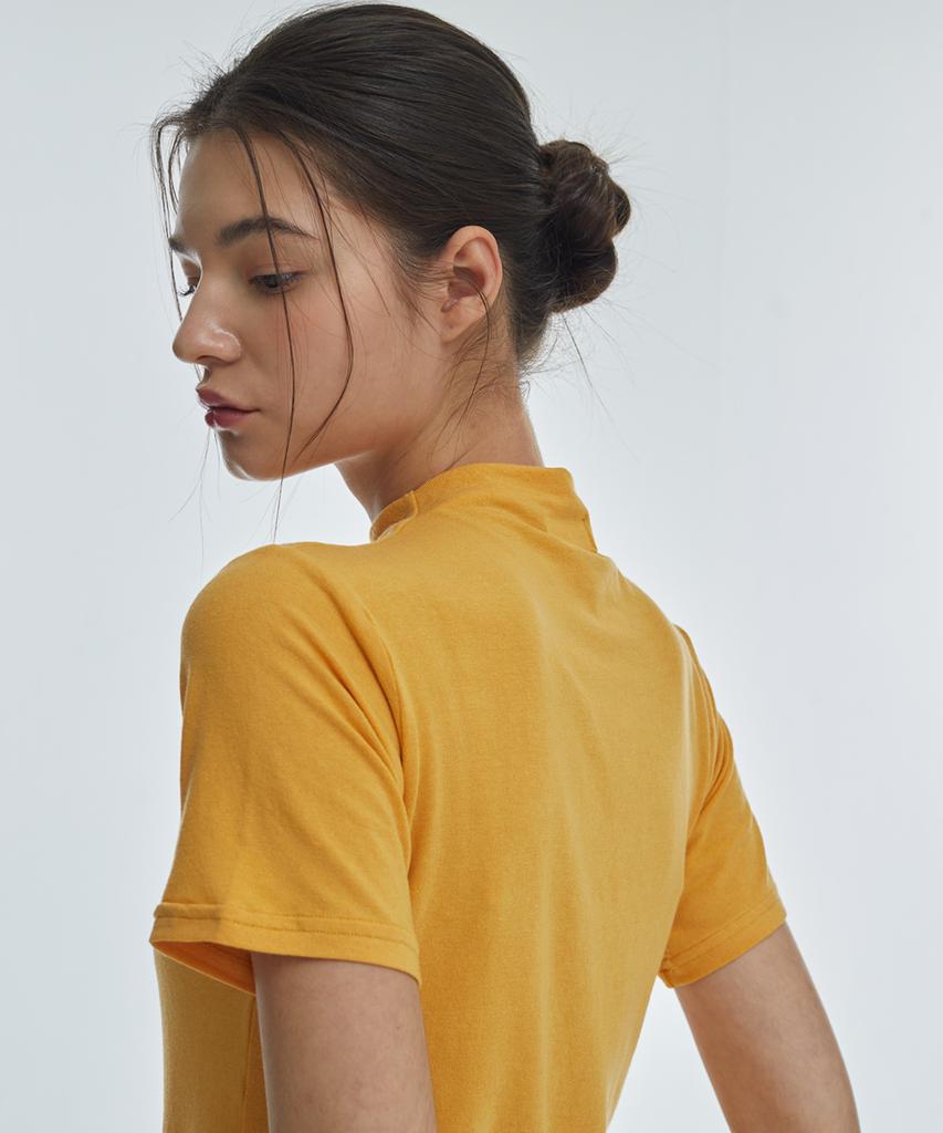 MANAVIS7 Mock Turtleneck Short Sleeve T-Shirt [Yellow]