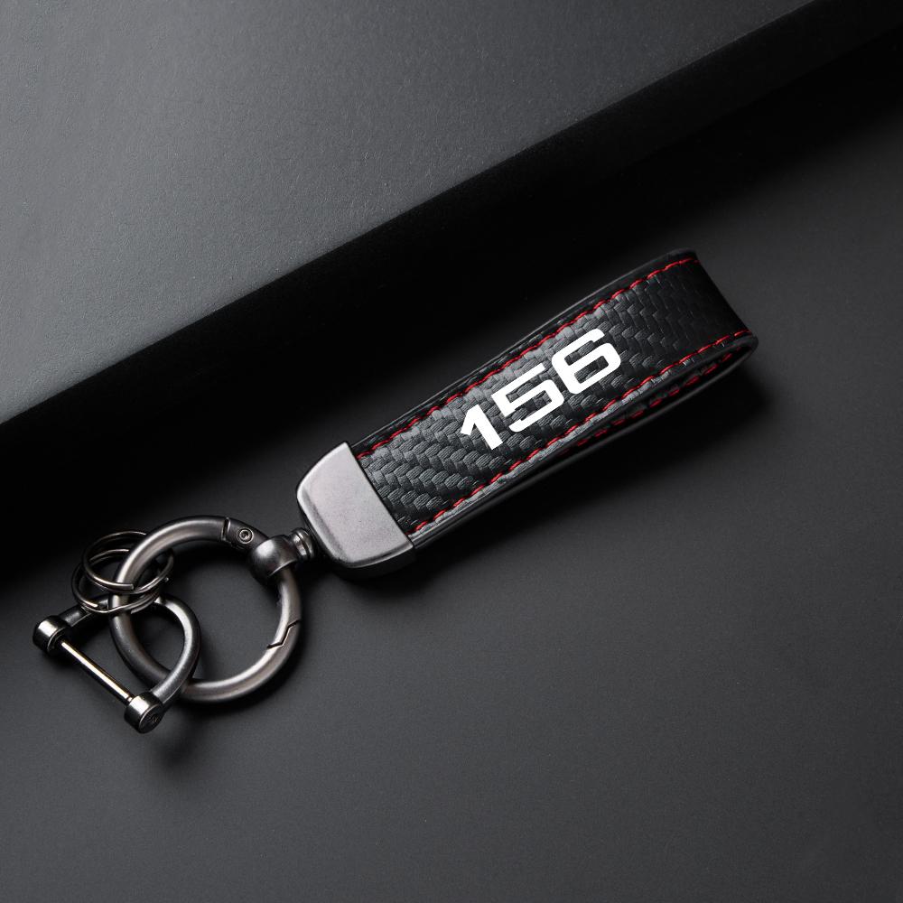 CQSUV1 Exquisite Carbon fiber Keychain Auto custom Key Ring For Alfa Romeo 147 156 159 MITO Giulietta Giulia Stelvio Accessories