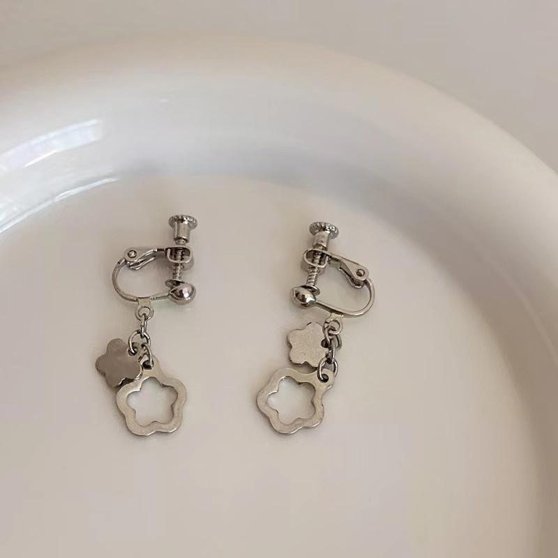 Серебряные серьги-иглочки для женщин — тренд лета 2025 года, высококлассный дизайн, легкая роскошь