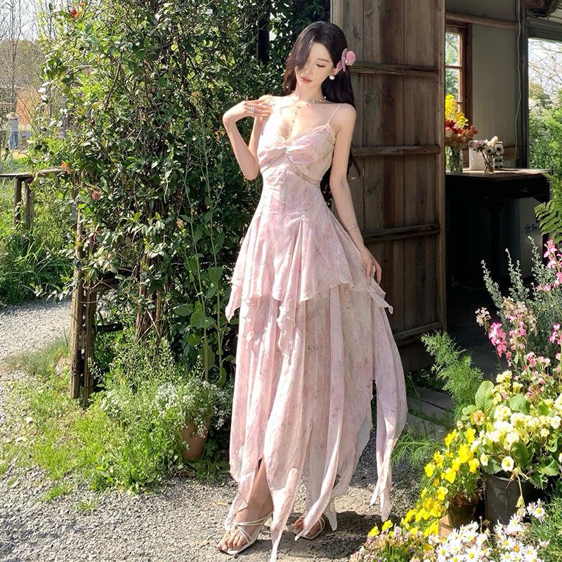 Xinjiang, western Sichuan, Yunnan tourism, pink smudging irregular suspender dress, fairy atmosphere, super fairy long skirt