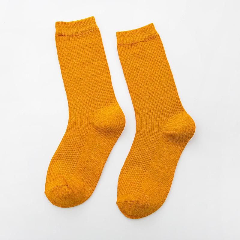 Модные носки ярких цветов, хлопковые уютные студенческие носки для девочек, женские повседневные мягкие носки GZW