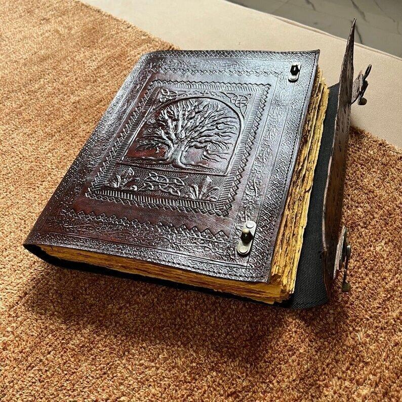 Блокнот Древо жизни, кожаный журнал, гримуар, подарок для него на Рождество. Все страницы 200 / 400 / 600 доступны в винтажном исполнении.