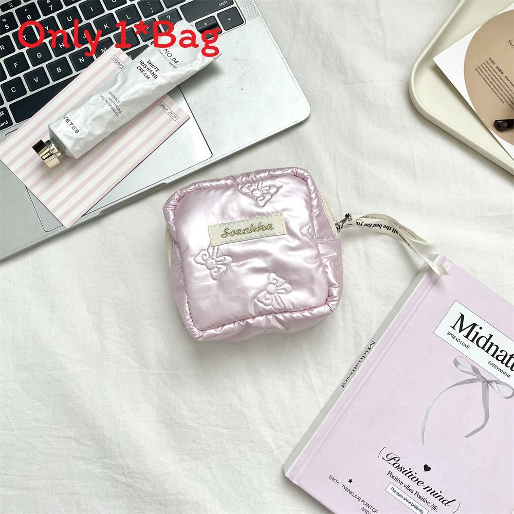 Pu Heart Shape Womens Hygiene Pad Case With Portable Makeup Storage For Travel