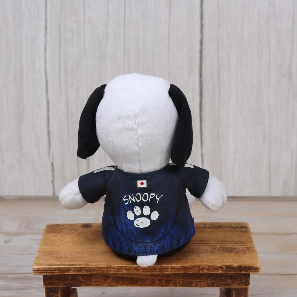 Плюшевая игрушка Snoopy от Yoshitoku (Высотой 27 см) - Официально лицензированный продукт Национальной сборной Японии по футболу (САМУРАЙСКИЙ СИНИЙ) - Поставляется в подарочном пакете (с