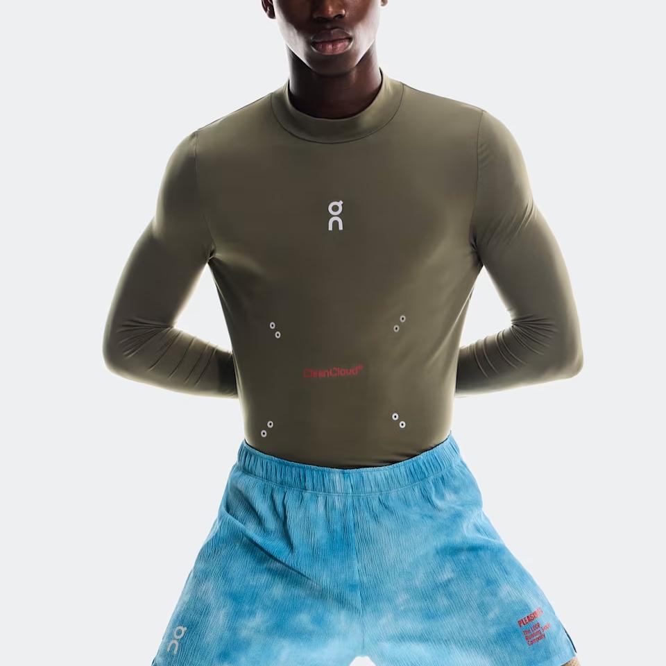 На X Pleasures X The Loop Collaborati SS25 Логотип бренда Fashi Дышащая футболка с длинным рукавом Мужские топы Оливковый 1MF10360153