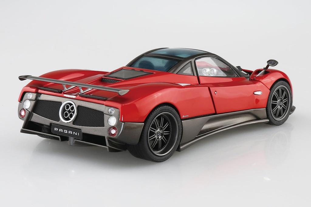Aoshima Pagani Zonda F Масштаб 1/24 Суперкар Пластиковая Модель Предварительно Окрашенная Литье под Давлением Роскошный Спортивный Автомобиль