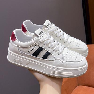 Кожаная платформа Белая обувь Детская Весна и Лето Новая Универсальная Увеличивающая рост Обувь на доске Повседневная Спортивная обувь Одинарная обувь Женская