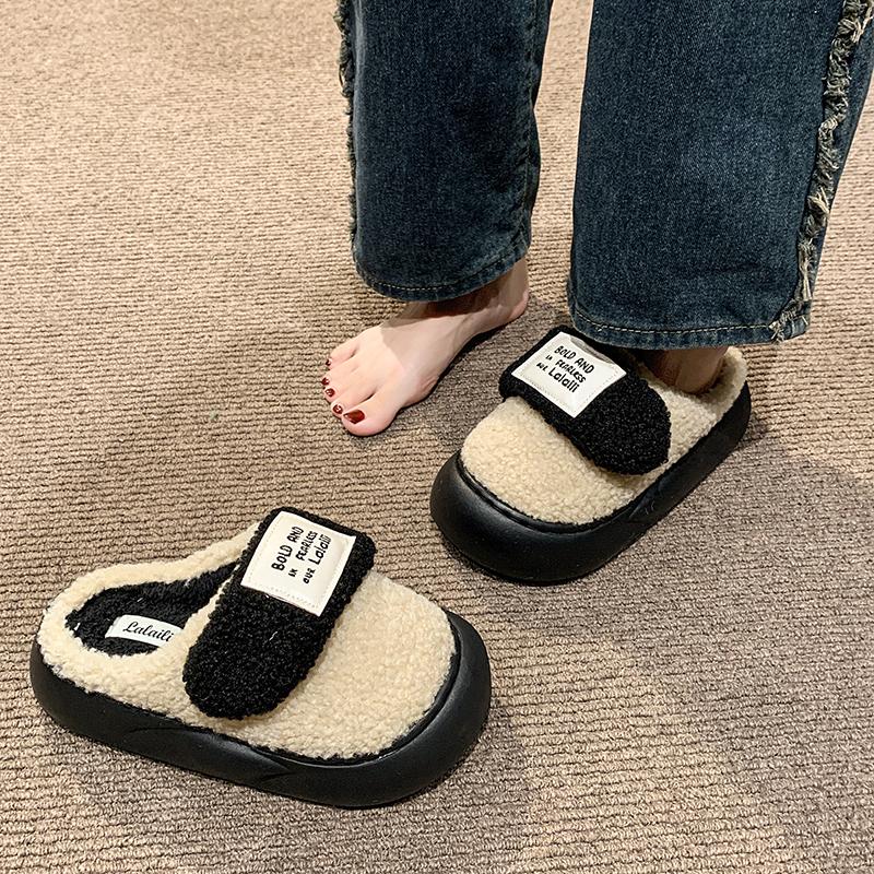Мода 2024 Новые осенне-зимние женские повседневные и удобные однотонные плюшевые хлопковые тапочки