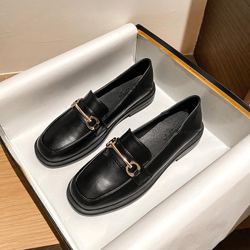 Маленькие кожаные туфли женские осенние новые лоферы на платформе с пряжкой в виде лошади женские туфли одинарные большого размера женская обувь одна