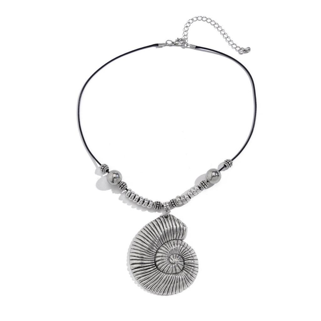 Комплект ожерелий из кожи и восковой линии в европейском и американском геометрическом стиле с цепочкой из сплава на ключицу