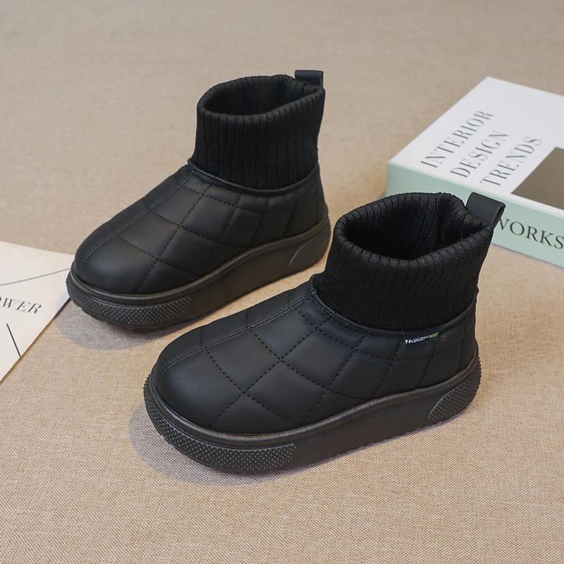 2024 Детские короткие ботинки для девочек и мальчиков, зимние, новая мода, корейский стиль, мягкая подошва, противоскользящие, повседневные, универсальные, теплые туфли