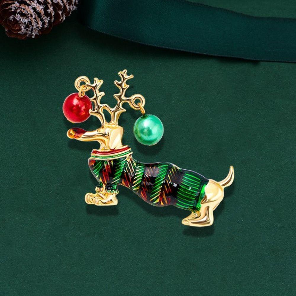 Snowflake Christmas Elk Breastpin Mistletoe Wreath Merry Christmas Decor Gift