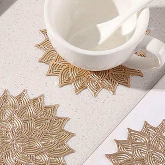 Coaster Easy To Clean Dining Table Protector Pad Heat Resistant Flower Shape Cup Mat for Home Kitchen