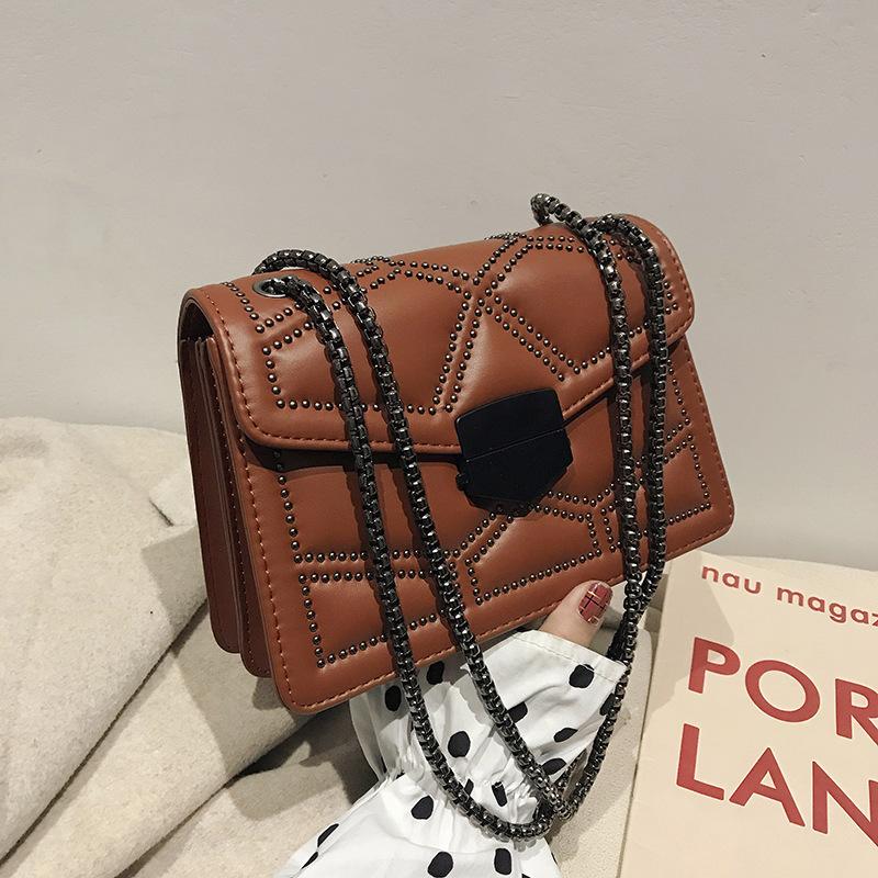 Винтажные женские сумки-мессенджеры с заклепками и цепочкой через плечо, модные женские сумки, повседневные сумки-тоуты с тиснением через плечо