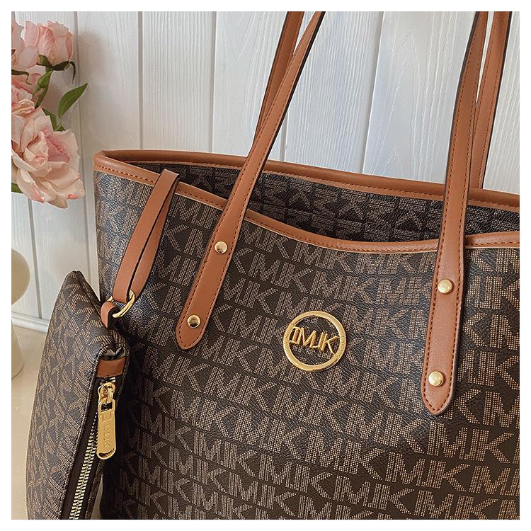 2025 Four Seasons Large-Capacity Versatile Shoulder Tote Bag