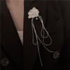 Fashion Metal Bow Brooch Sliver Color Flower Tassel Lapel Pins For Women Suit Shirt Collar Pin Luxulry Jewelry Brooches Gifts