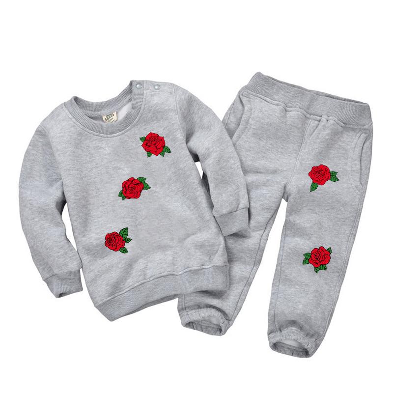 Наклейки на футболки