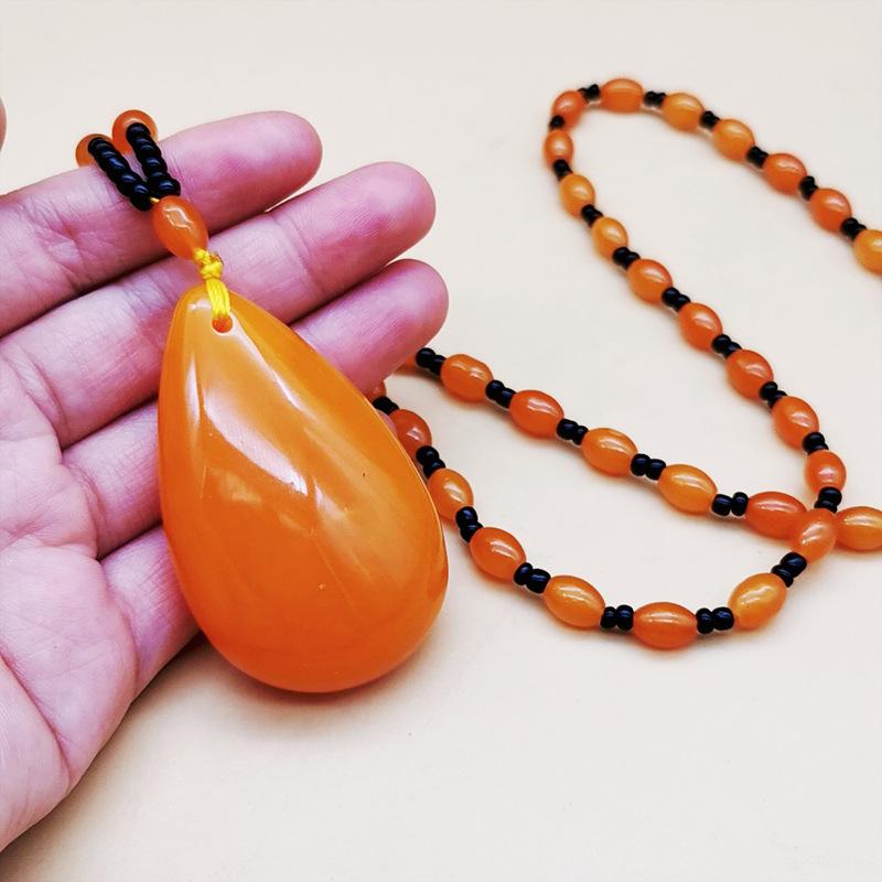 Ожерелье из оранжевого пчелиного воска второго поколения, подвеска в виде капли воды, подарок для трансляции в прямом эфире, литературный и ретро-кулон из желтого янтаря с куриным жиром.