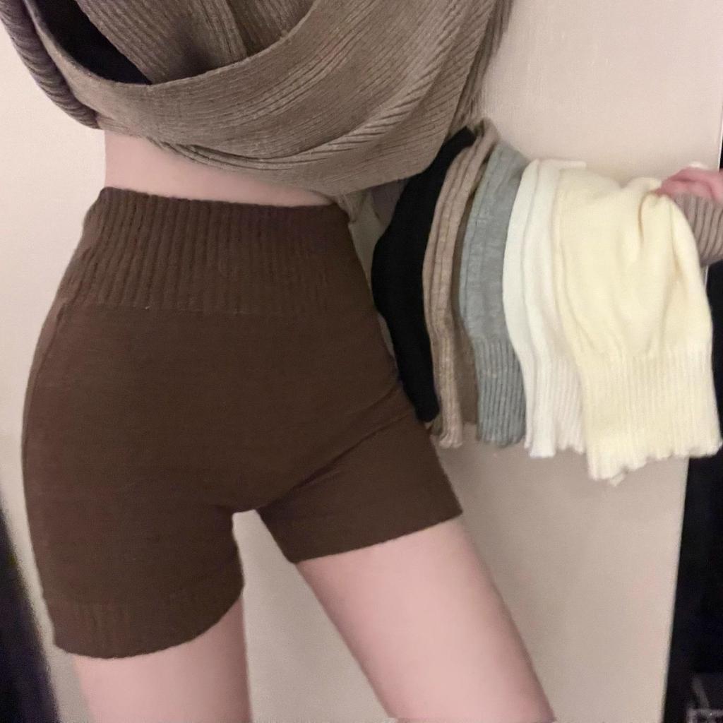 Korean Fashion Versatile Niche Age Reducing Knitted Shorts Soft and Comfortable Safety Pants with Leggings Underneath
