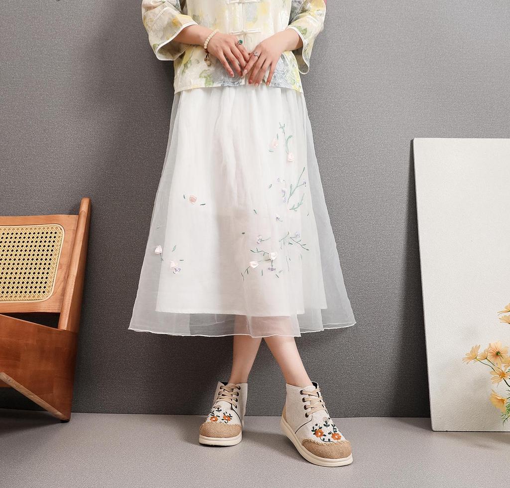 Женские ретро этнические вышитые высокие ботильоны на шнуровке, спортивные льняные туфли Осень/Зима 2025