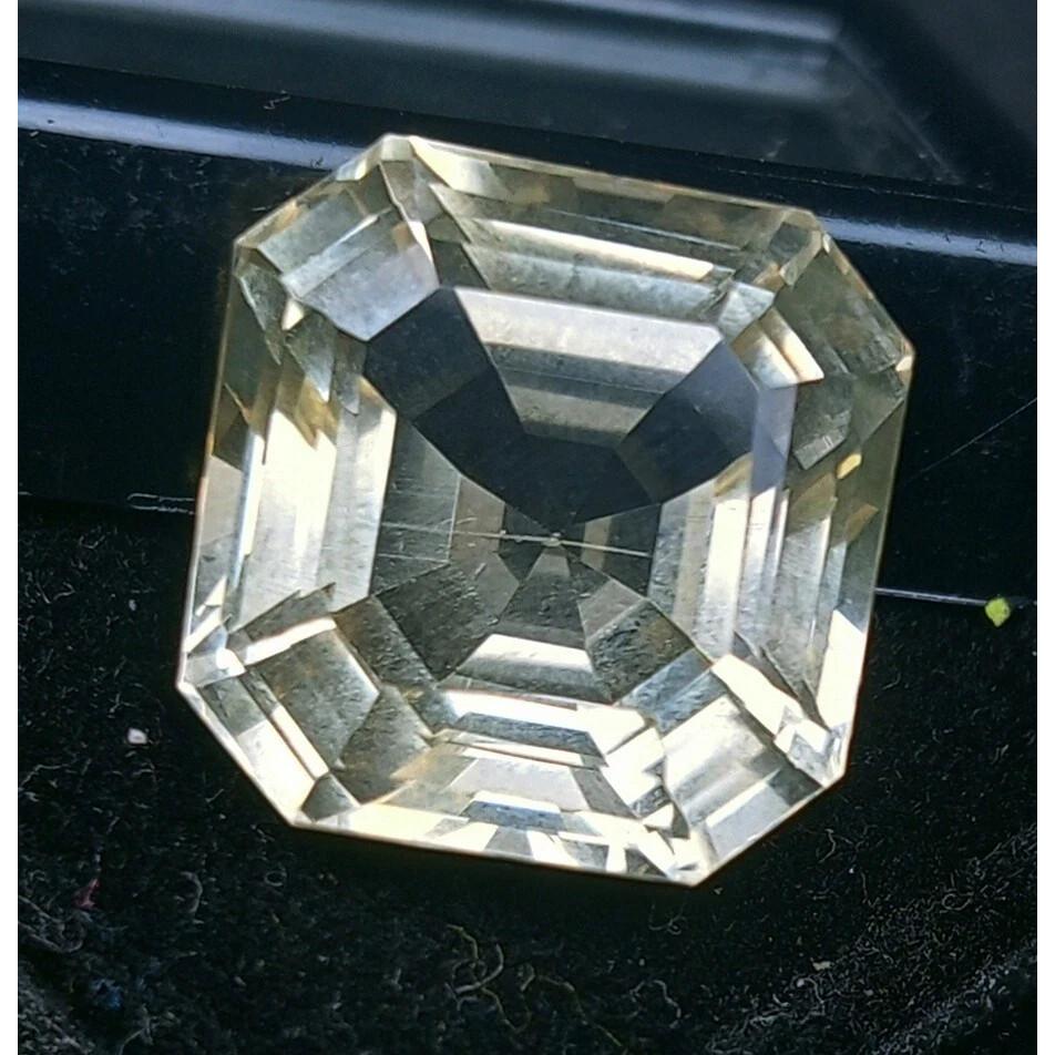 Beautiful Natural Light Yellow Citrine 13-14 Ct Asscher Cut Certified Gemstone