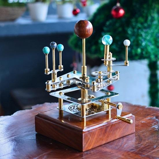 25,4 см Orrery Luxury Home Décor Модель солнечной системы Идеальный подарок на новоселье, подарок мужу, теллурион, элегантный функциональный шедевр декора