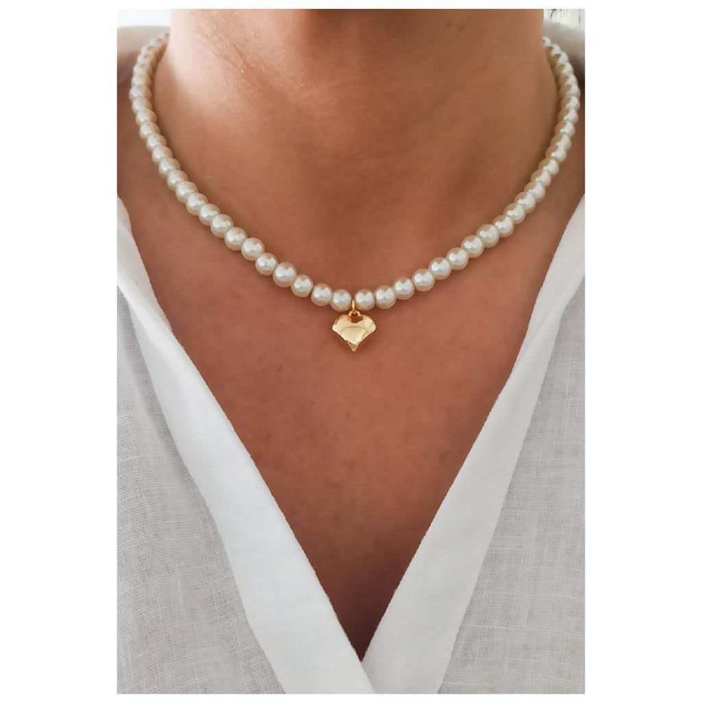 Золотое ожерелье с подвеской в ​​виде сердца с жемчугом