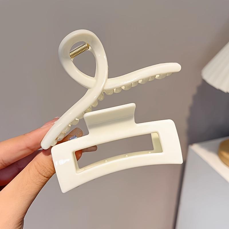 Simple Bright Face Claw Clip Four Seasons All match Women's Bun Hair Clip Large Shark Clip Back of the Head Temperament Hairpin Headwear