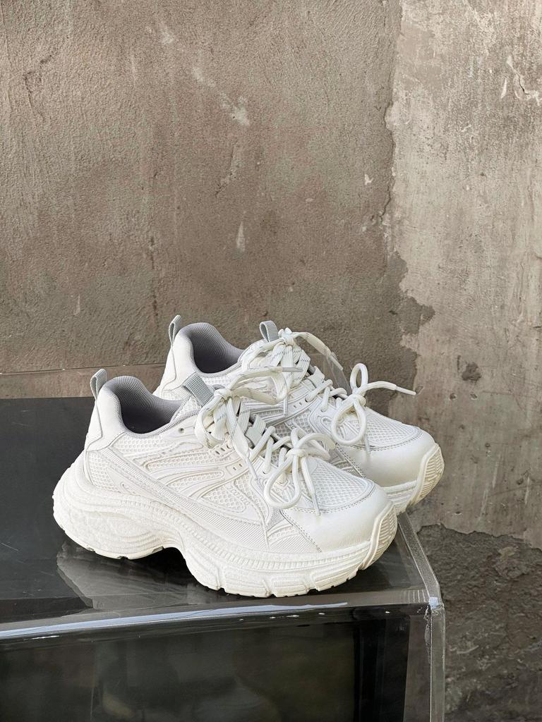 Европейская станция Кожа Серебро Папины кроссовки Женские 2025 Весна Новые На толстой подошве Увеличивающие рост Универсальные Удобные Кроссовки, увеличивающие рост