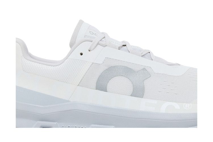 Мужские кроссовки On Running Cloudmonster Белый Glacier White/Glacier
